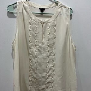 Ann Taylor white ruffle blouse with front keyhole